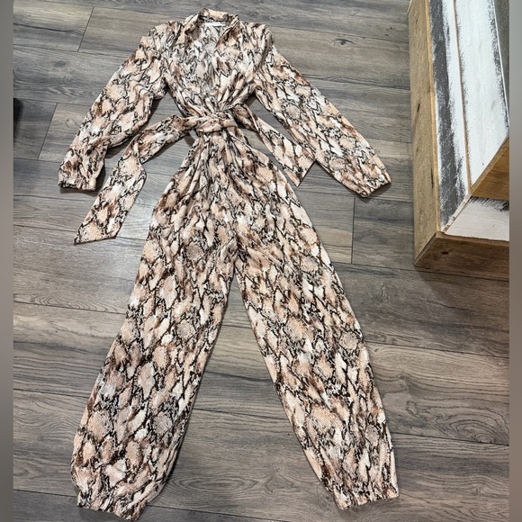 Pants - Stylish Snake Print Jumpsuit